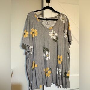 Sonoma Gray V-Neck Tunic with Yellow & White Floral Print